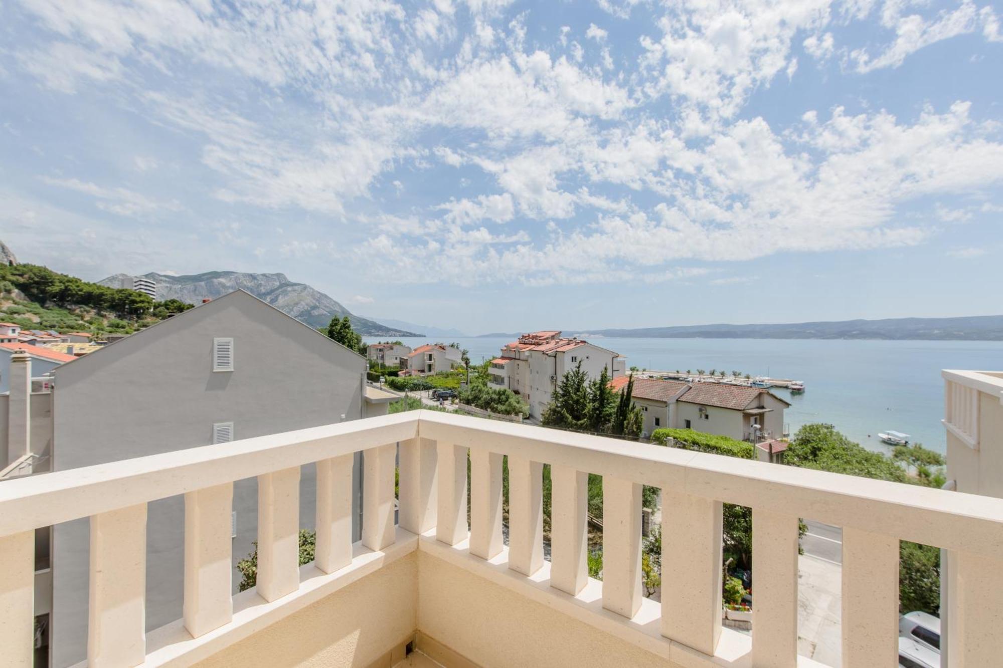 Apartments Kadenca Омиш Номер фото